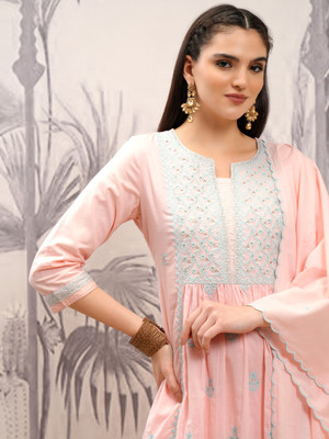 Vishudh Women Kurta Pant Attached Dupatta Set