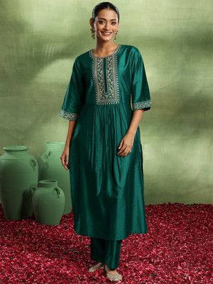 LIBAS Women Kurta Pant Set