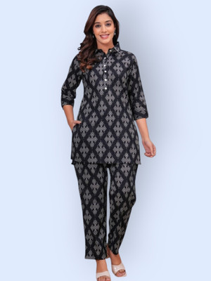 HouseOfCommon Women Kurta Pyjama Set