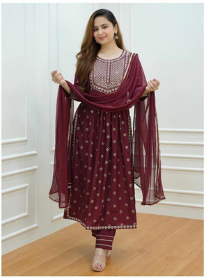 THREFIRST Women Kurta Pant Dupatta Set