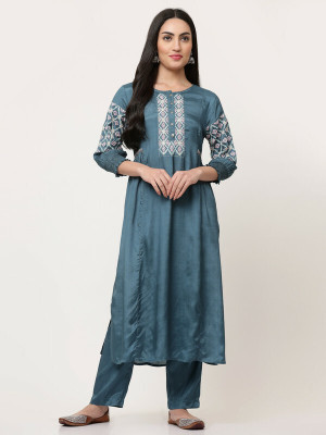 SAVI Women Kurti Pant Set