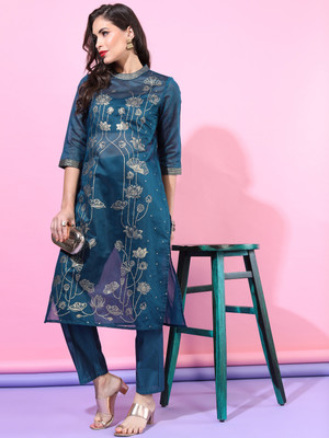 Vishudh Women Kurta Pant Set