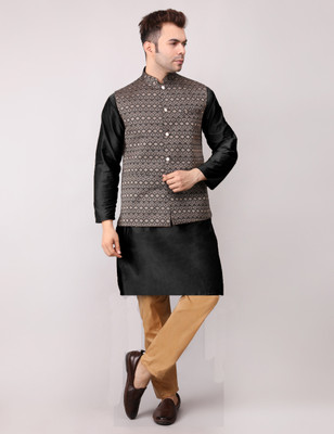 ADARNIYA Men Kurta Pyjama Ethnic Jacket Set
