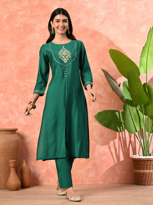 Sangria Women Kurta Pant Set