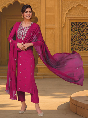 aaliya fashion Women Kurti Pant Dupatta Set