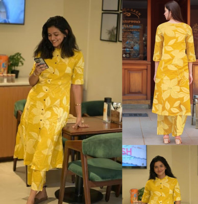 HOLY STAR WORLD Women Kurti Palazzo Set