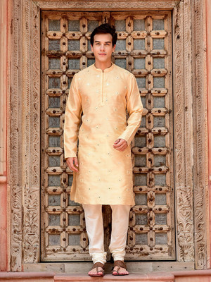 HOUSE OF DEYANN Men Kurta Churidar Set