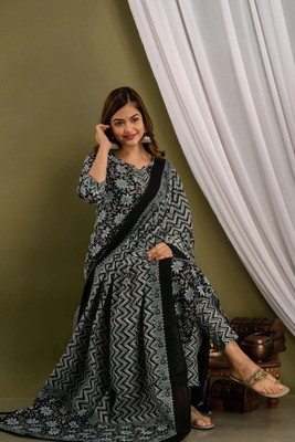 Prathmikta Women Kurta Pant Dupatta Set