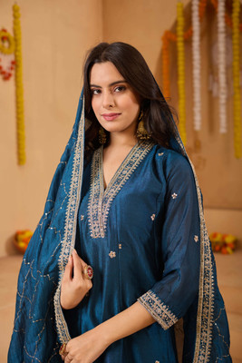 OMICRON FAB Women Kurta Pant Dupatta Set