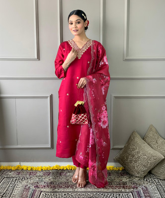 PILUDI Women Kurti Pant Attached Dupatta Set