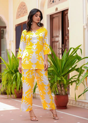 Lamba Creations Women Kurti Palazzo Set