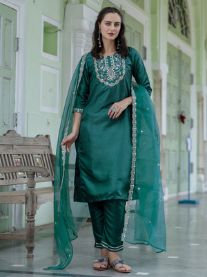 VredeVogel Women Kurta Pant Dupatta Set