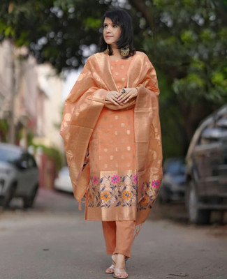 Trijal Fab Women Kurti Pant Dupatta Set