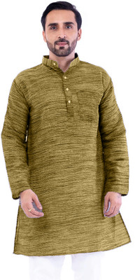 Aaryavar Men Kurta Pyjama Set