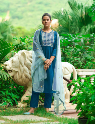 ZIVETI FASHION Women Kurta Pant Dupatta Set