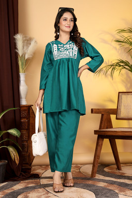 Shreekaara Women Kurta Pant Set