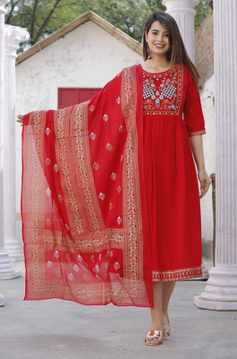 suraj fashion Women Kurta Dupatta Set