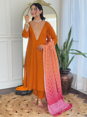 kiwastudio Embroidered Kurta, Trouser/Pant & Dupatta Set