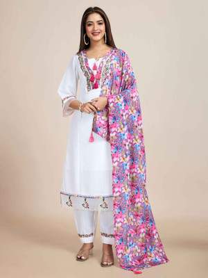 NAVLIK Women Kurta Pant Dupatta Set