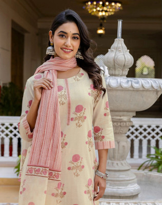 Skylee Women Kurta Pant Dupatta Set