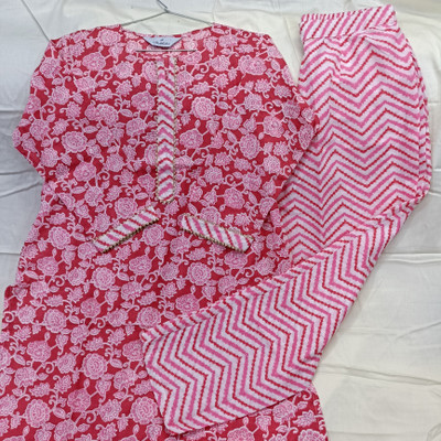 shahifaishion Women Kurti Pant Set