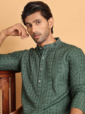 Jompers Men Embroidered Straight Kurta(Green)