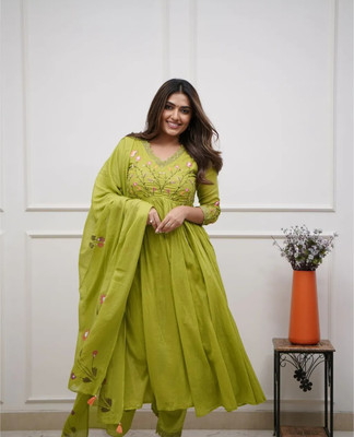 OKARA STYLE Women Kurti Pant Dupatta Set
