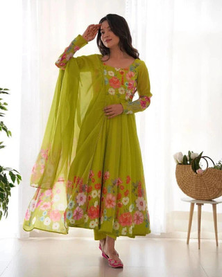 Pinki Clothing Women Kurti Pant Dupatta Set