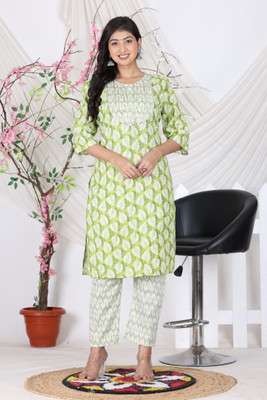 Swastikdream Women Kurti Pant Set