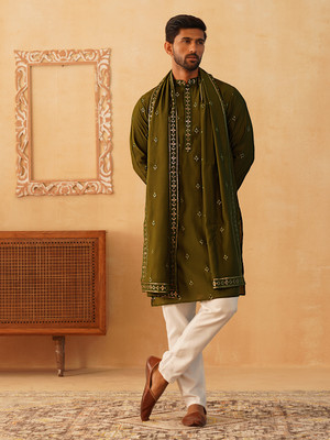 Jompers Men Kurta Pyjama Dupatta Set