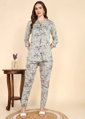 SARVOPAREE CREATION Women Kurta Pant Set