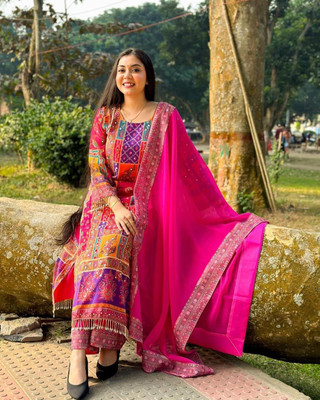 DHVIJA FASHION Women Kurta Palazzo Dupatta Set