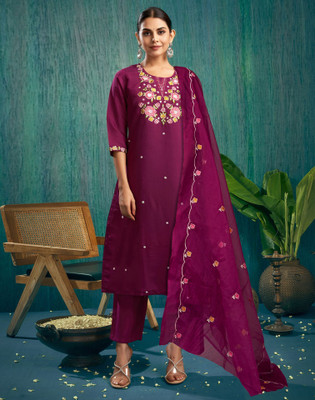 Skylee Women Kurta Pant Dupatta Set