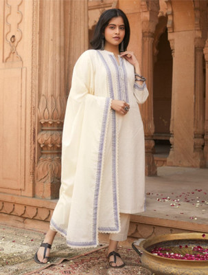 Hetvi Creation Women Kurta Pant Dupatta Set