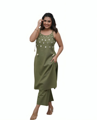 Bellavure Women Kurti Pant Set