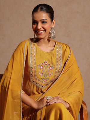 Janasya Women Kurti Pant Dupatta Set