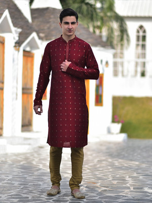 HOUSE OF DEYANN Men Kurta Churidar Set
