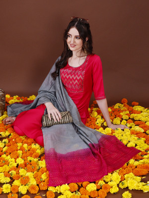 Youthnic Women Kurta Pant Dupatta Set