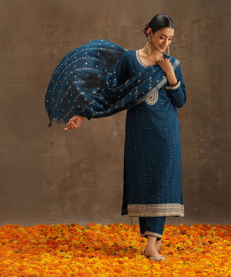 LIBAS Women Kurta Pant Set