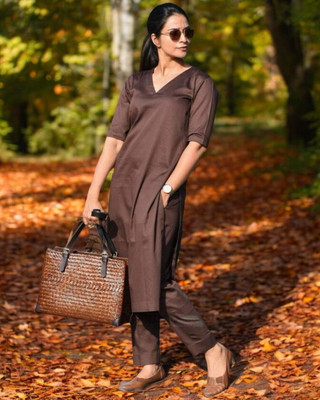 GAURAYANVI Women Kurti Pant Set