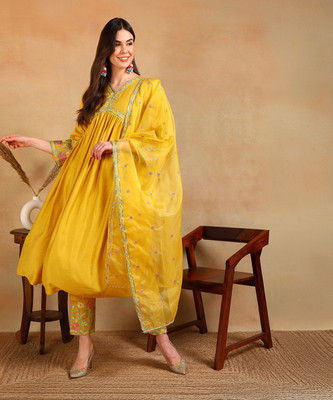 AHIKA Women Kurta Pant Dupatta Set