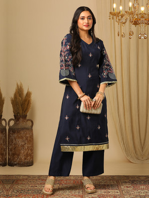 Globus Women Kurta Pant Set