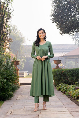 PFK Women Kurta Pyjama Set