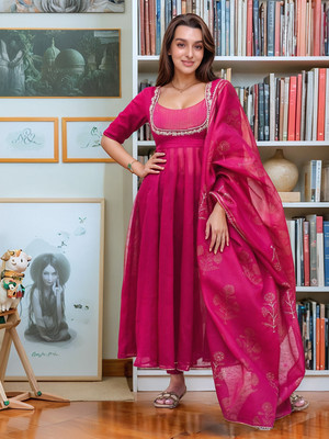 Tasrika Women Kurta Pant Dupatta Set