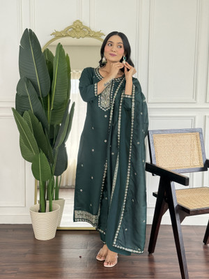 PILUDI Women Kurti Pant Dupatta Set