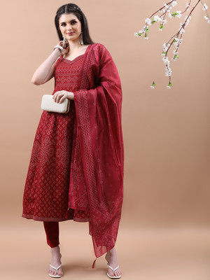 Vishudh Women Kurta Pant Set