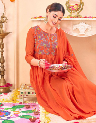 Skylee Women Kurta Pant Dupatta Set