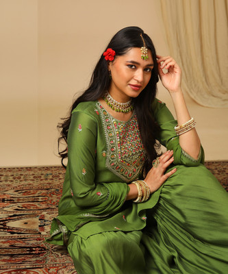 Globus Women Kurta Sharara Dupatta Set