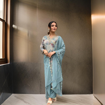 Aneri Women Kurti Pyjama Dupatta Set