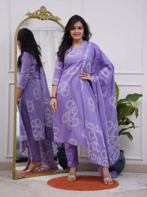 Ajay creation Women Kurti Pant Dupatta Set